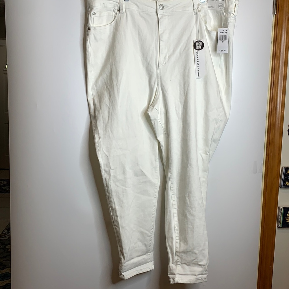 NWOT Celebrity Pink WHITE Jeans 24 PLUS SIZE